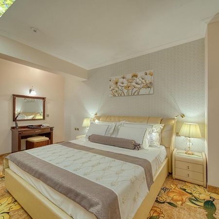 Residence Konstantina Palace Kazanlŭk Eksteriør bilde