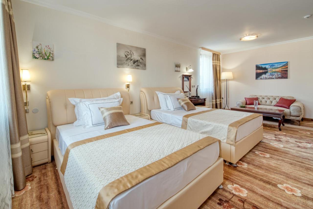 Residence Konstantina Palace Kazanlŭk Eksteriør bilde
